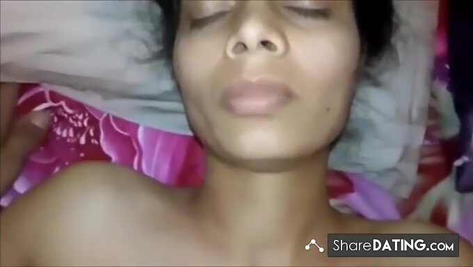 Indisk Bhabhi Blir Hardcore Knullad Av Sin Man