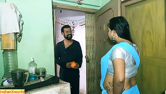 Hete Desi Bhabhi Neemt Grote Zwarte Lul In Hindi Web Series