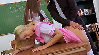 Spanked In Fucked Od Profesorja: Nagajiv Trojček Z Amirah Adar